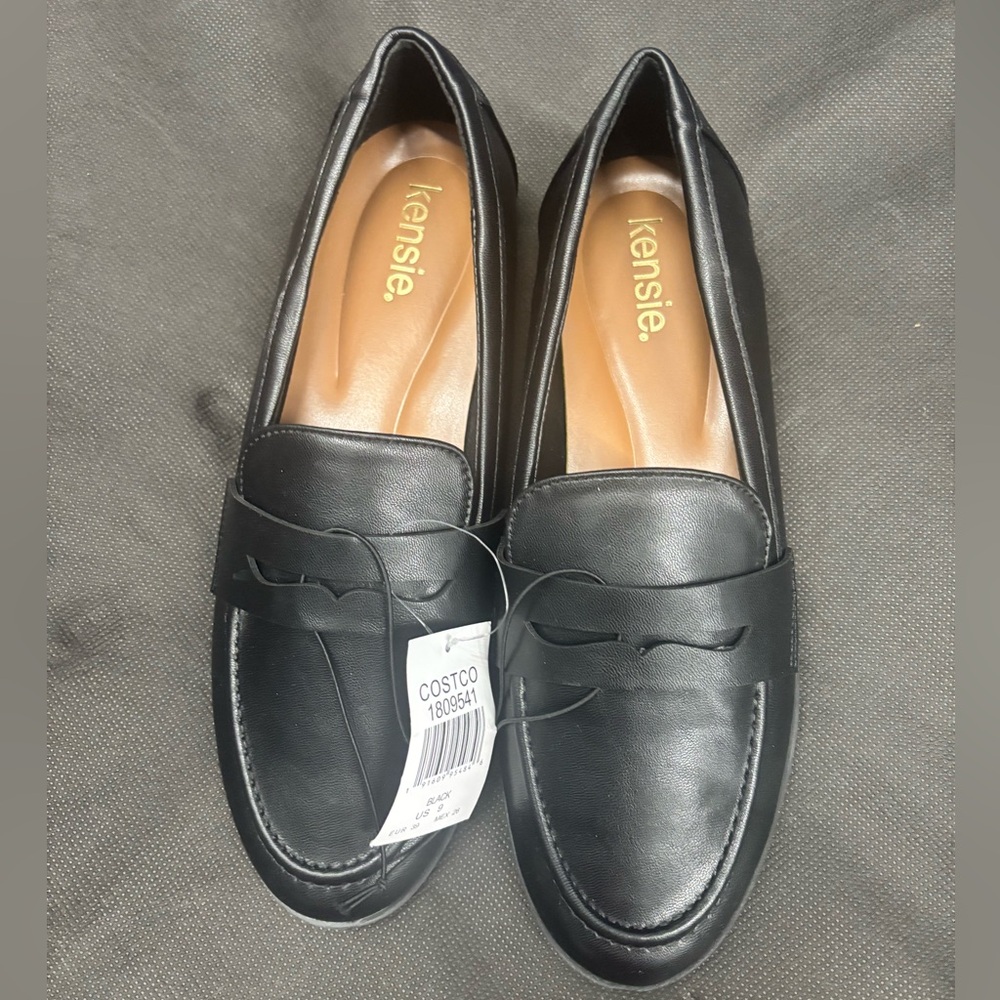 Kenzie Women’s Black Loafers